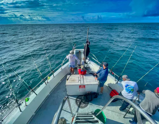Guide de pêche indépendant gérant tout seul